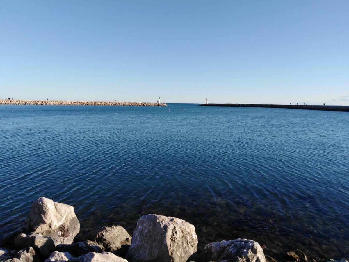 Jolis Studios Vue Sur Mer Port, Etangs Et Canaux Residence Rivercity Карнон-Плаж Екстер'єр фото